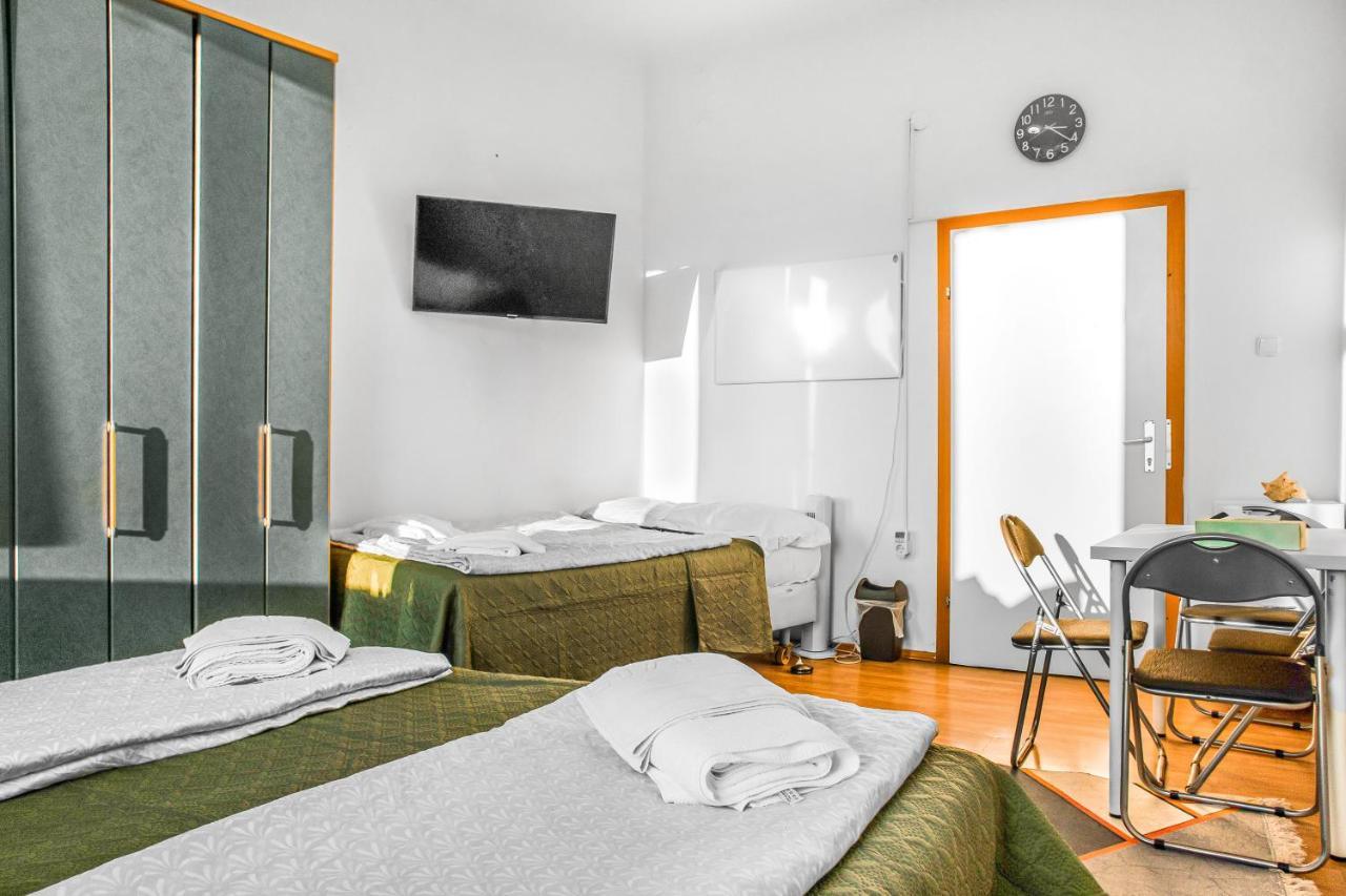Joyful 2Br Shared Apt Near Millenium Tower & Danube River Viena Exterior foto